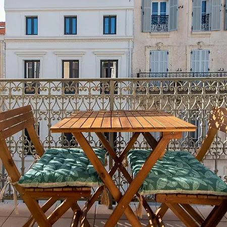 Le Constantin Avec Balcon, Emplacement Privilegie Pour 2 Personnes Dans Le Centre Apartment Cannes